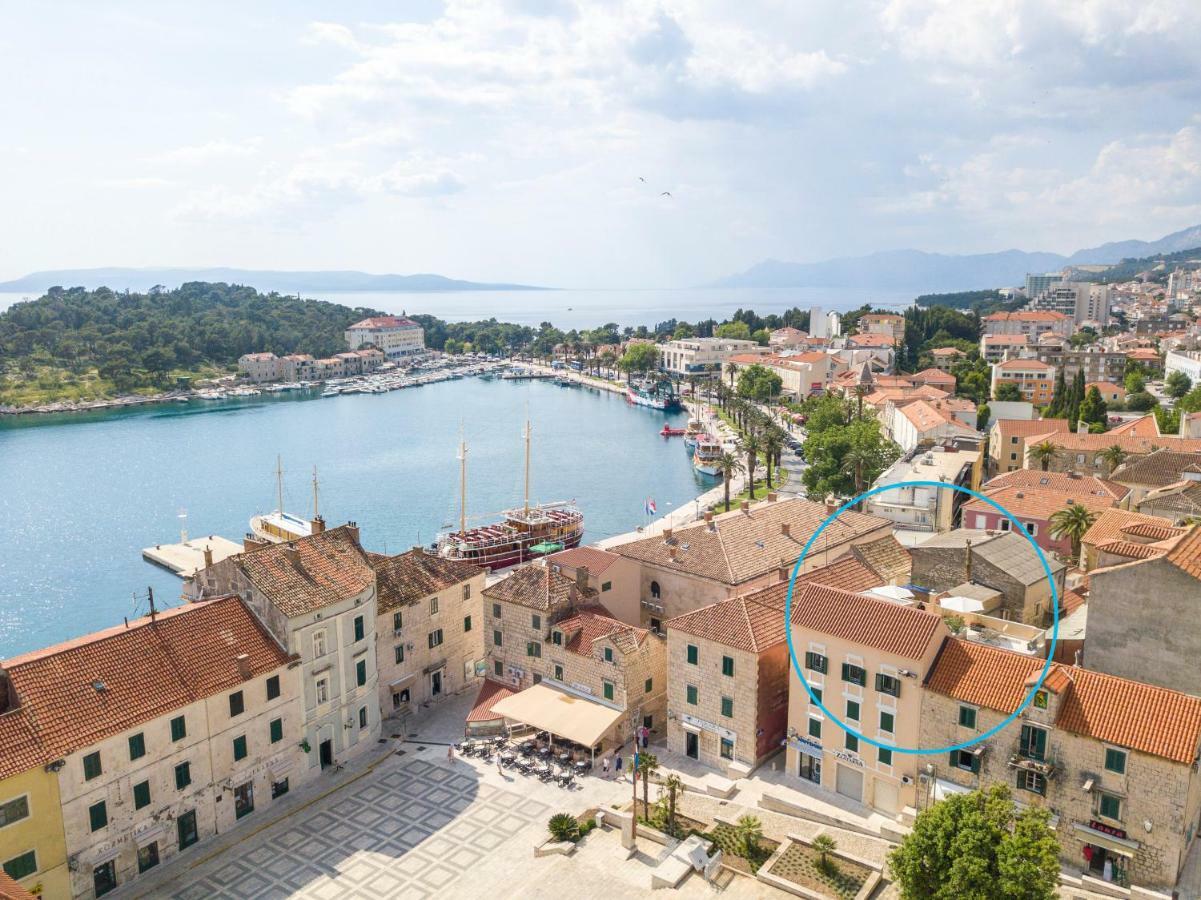 The Square Makarska, Lux App In The Heart Of The City Esterno foto