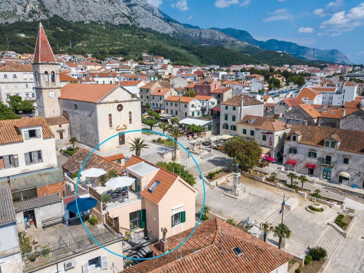 The Square Makarska, Lux App In The Heart Of The City Esterno foto